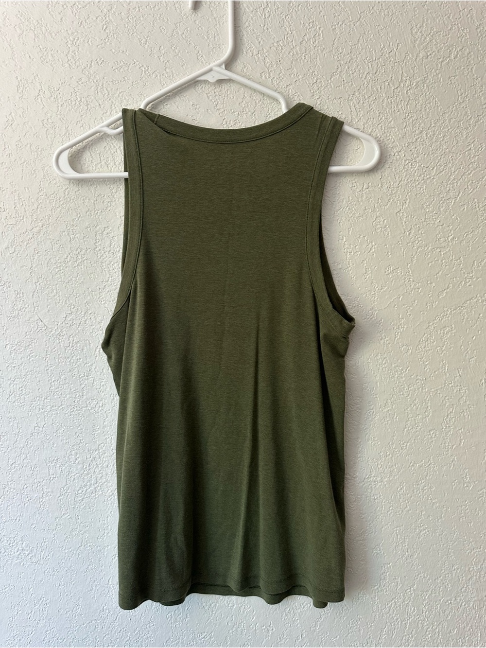 Bundle!!!!! 7 Sleeveless Ribbed Tanks - Picture 14 of 14